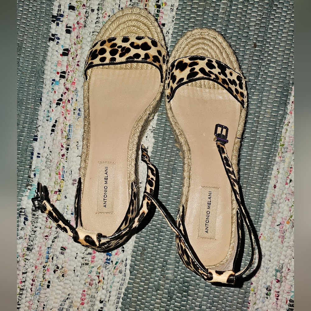 Antonio Melani size 11 cheetah print platform